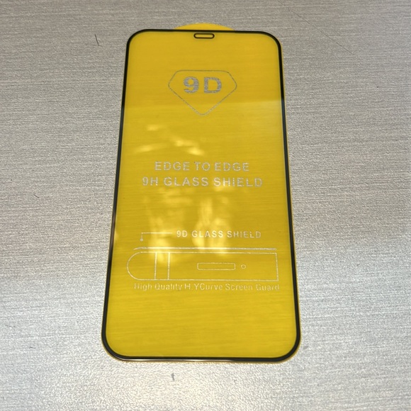 High quality h.ycurve screen guard for all iPhone - Picture 2 of 2